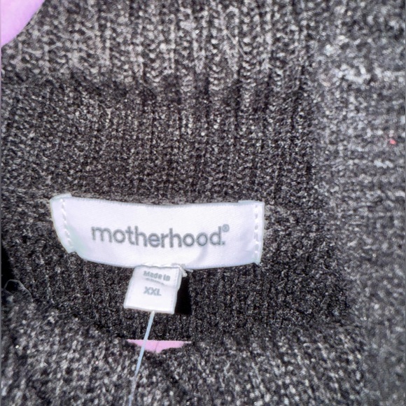 Black sweater - Picture 3 of 4